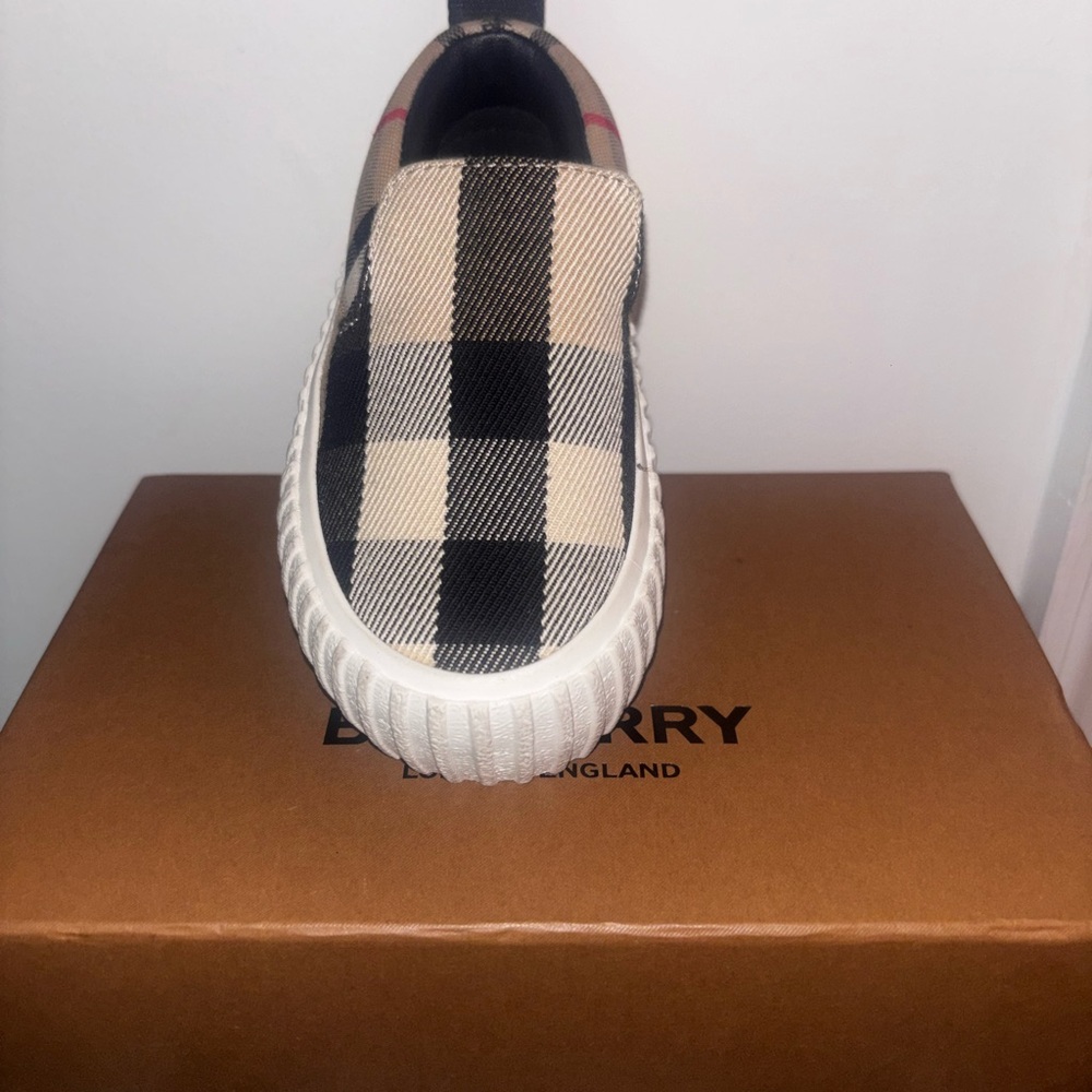 Burberry Tan Black Check Slip-On Kids Sneaker - Picture 2 of 4
